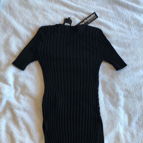 Versace Ribbed Knit Top with Studs Size EU 38 / 160 Authentic - Picture 15 of 16
